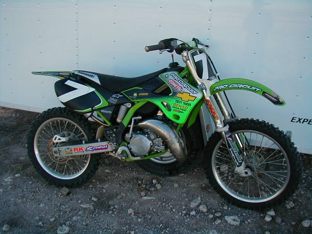2001 KX125